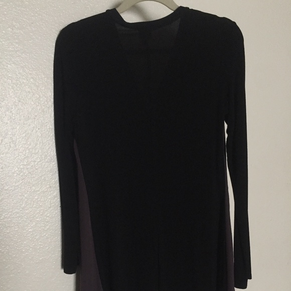 Olian V neck dress - Picture 2 of 4